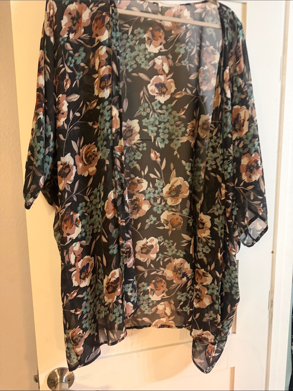 Chic Soul Black Floral Open-Front Cardigan with Peach and Teal Flowers